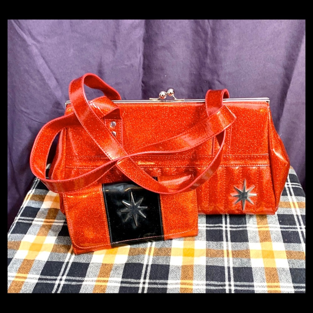 Lux De Ville Kiss Lock Purse & Wallet Bundle